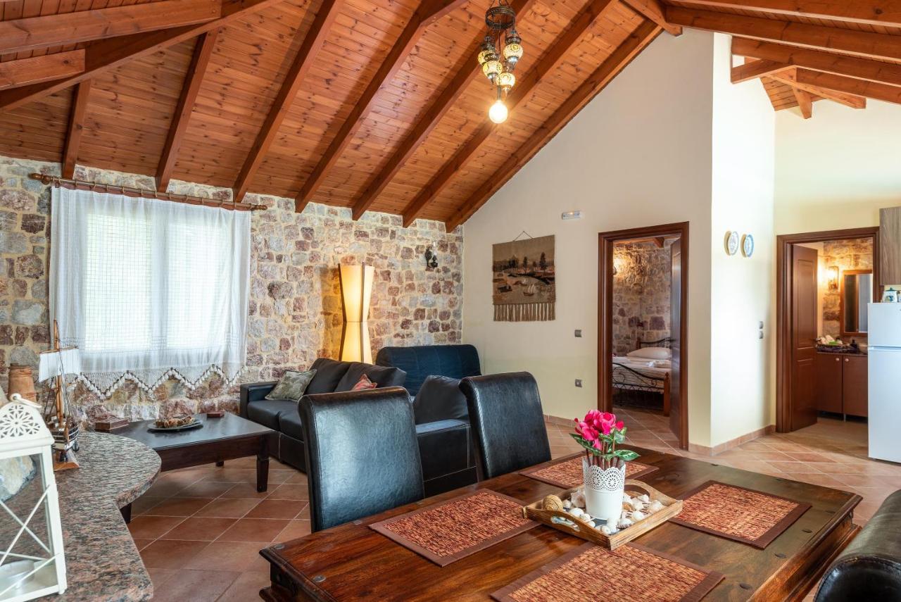 Villa Filerolia Stone House Pastida Exterior foto